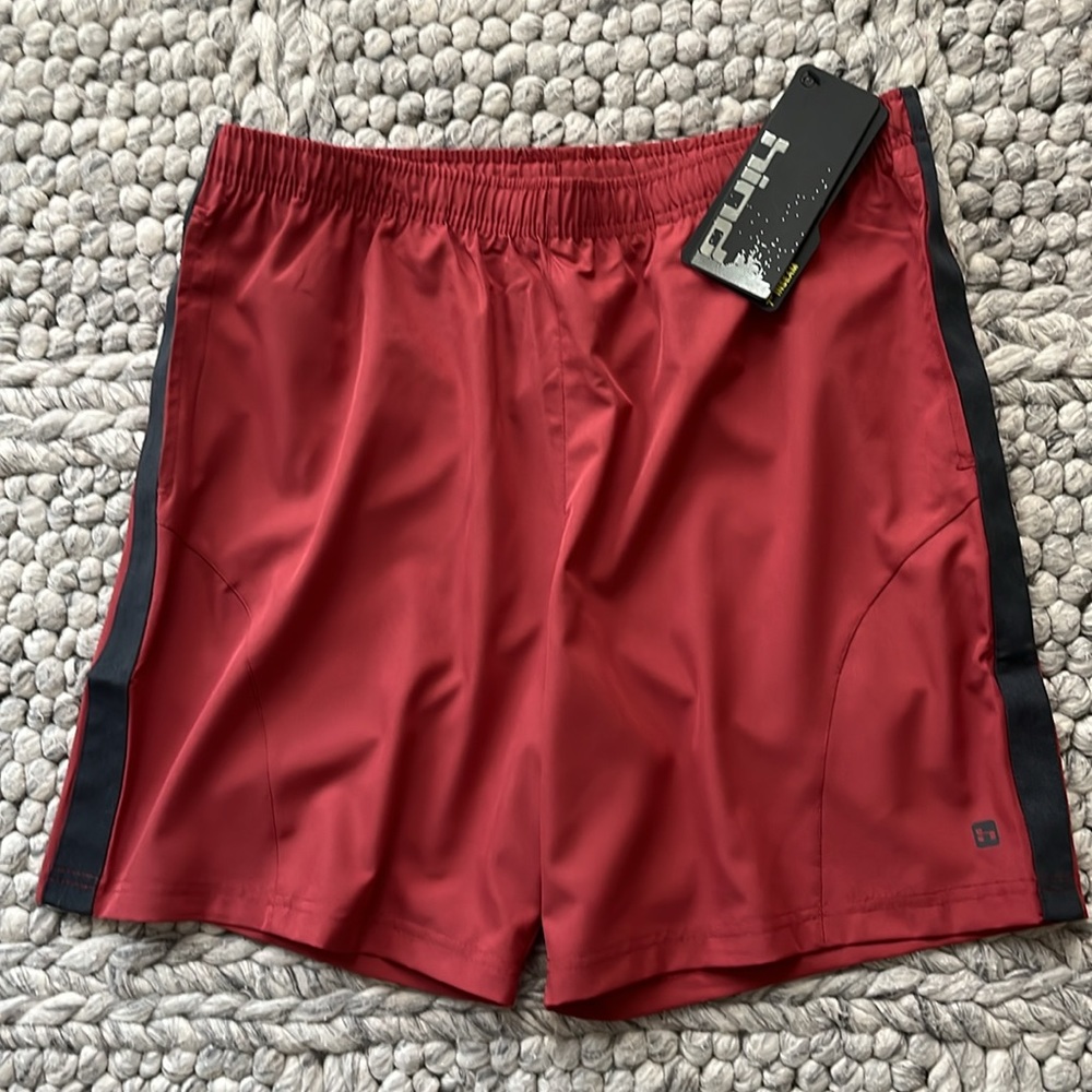 NWT Hind “hydra motion” brick red performance shorts
